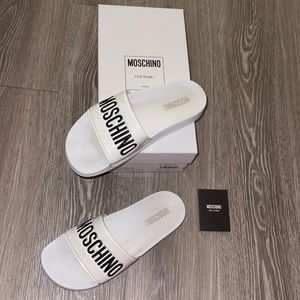 Moschino Slides